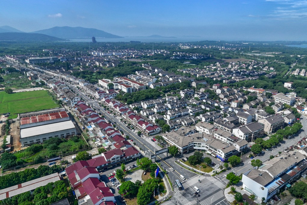 Suzhou is the latest local government to implement spending cuts after the central leadership urged a tightening of belts nationwide. Photo: Xinhua