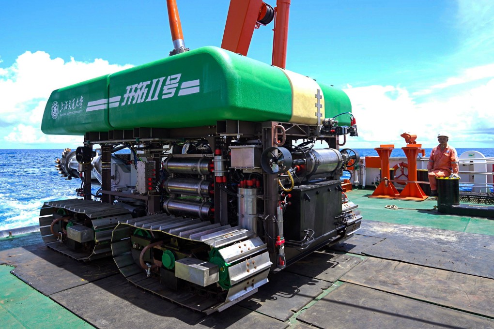 The Kaituo 2 looks a bit like a tank, with four tracks and a drill at the front. Photo: Handout via Xinhua