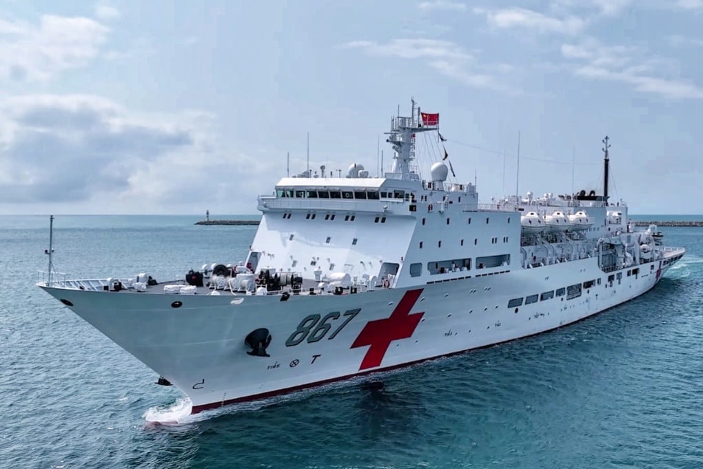 The Silk Road Ark, China’s newest and biggest hospital ship, made its public debut on Wednesday as it left Zhanjiang for the islands and reefs in Paracel Islands and Spratly Islands to provide medical services. Photo: Weibo/央广军事