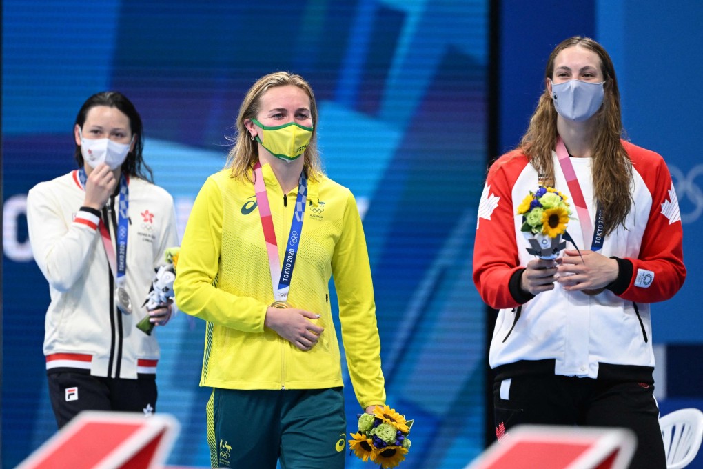 Ariarne Titmus (centre) will prove a huge obstacle to Siobhan Haughey (left), with the Australian setting the fastest 200m time ever. Photo: AFP