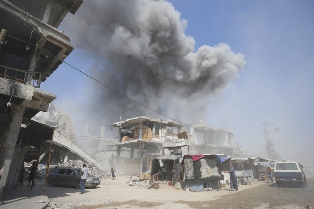 Smoke rises following Israeli bombardments in Khan Younis, Gaza Strip, on Monday. Photo: AP