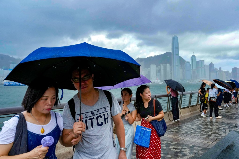 Maximum temperatures in Hong Kong will drop slightly to about 30 or 31 degrees Celsius during rainy days. Photo: Sam Tsang