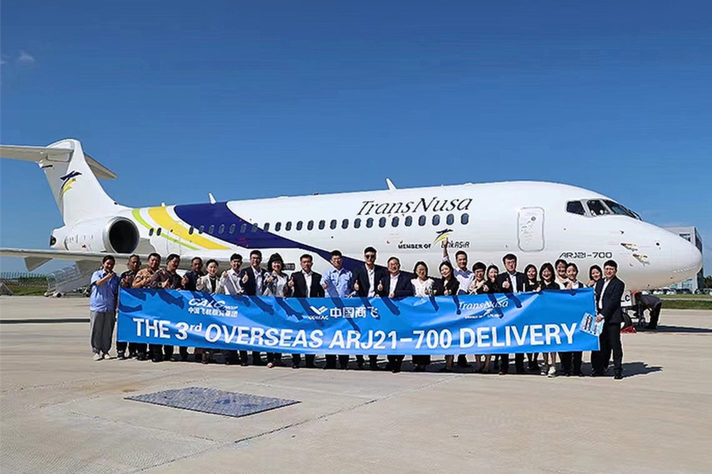 A third ARJ-21 also arrived in Jakarta in May. Photo: WeChat/shlgguanweihui