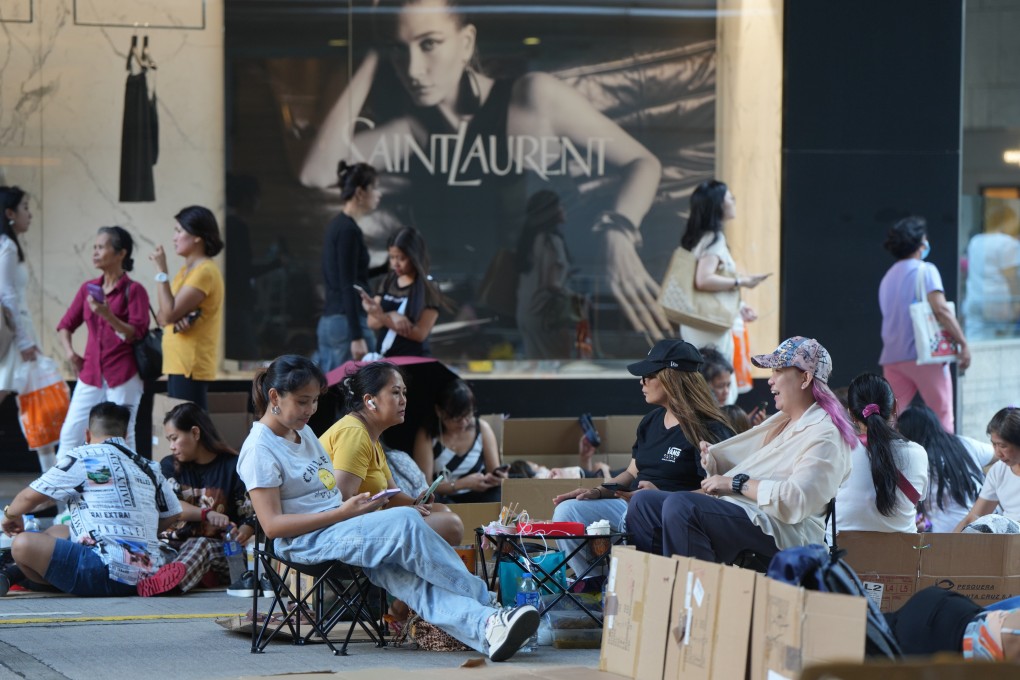 Domestic workers spend the National Day holiday in Central, Hong Kong, on October 2, 2023. Photo: Sam Tsang