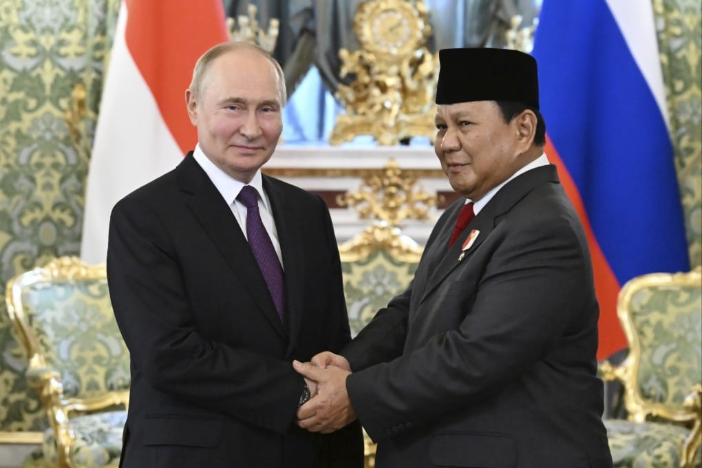 Russian President Vladimir Putin and Indonesian Defence Minister and President-elect Prabowo Subianto meet at the Kremlin in Moscow on July 31. Photo: AP