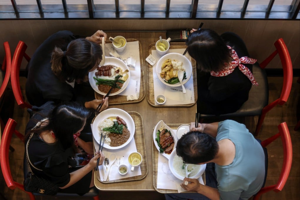 Hong Kong restaurant receipts have dropped for the third month in a row as visitors and residents lack of appetite for dining out continues. Photo: Jonathan Wong
