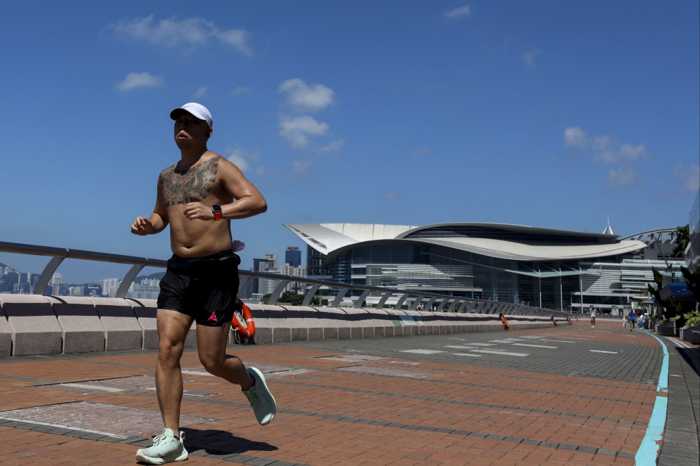 The Centre for Health Protection says residents should keep hydrated when engaging in outdoor activities. Photo: Xiaomei Chen