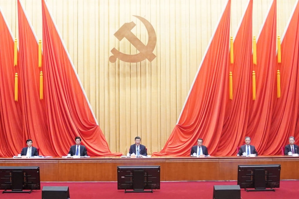 Chinese President Xi Jinping (centre) has called for the country’s anti-corruption watchdog to target sectors where “power is centralised with abundant funds and rich resources”. Photo: Xinhua