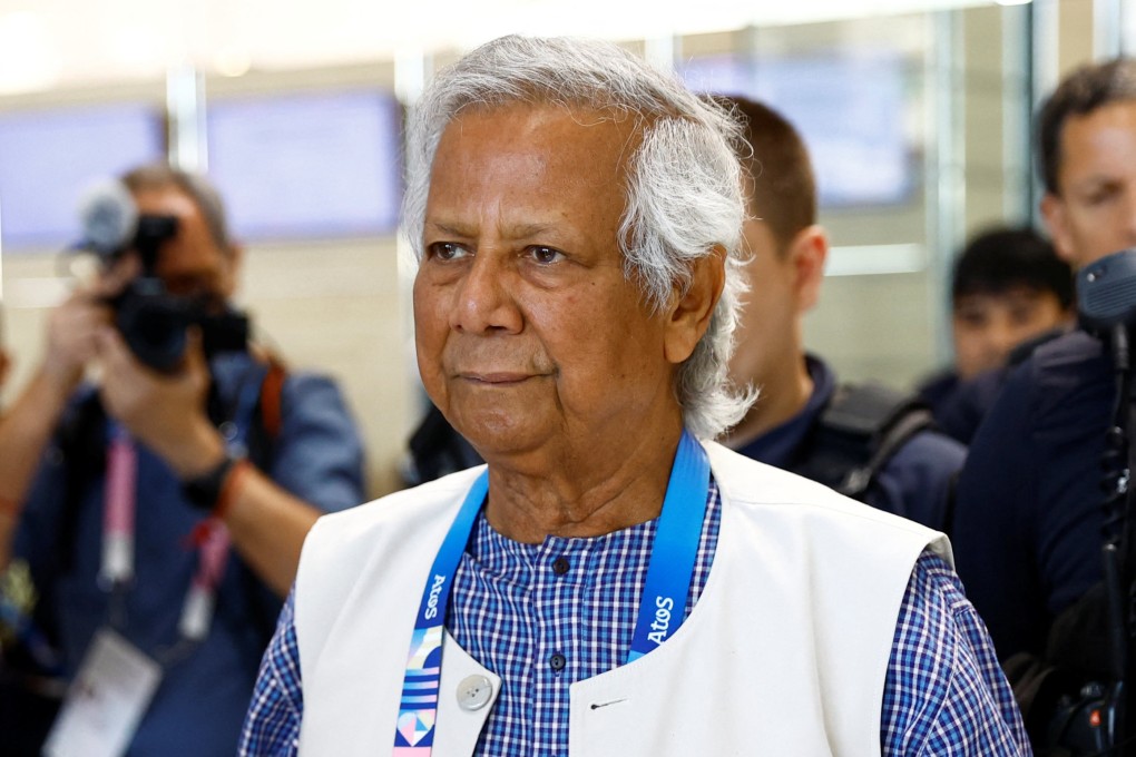 Nobel laureate Muhammad Yunus, who was recommended by Bangladeshi student leaders as the head of the interim government in Bangladesh, walks at Paris Charles de Gaulle airport on August 7. Photo: Reuters