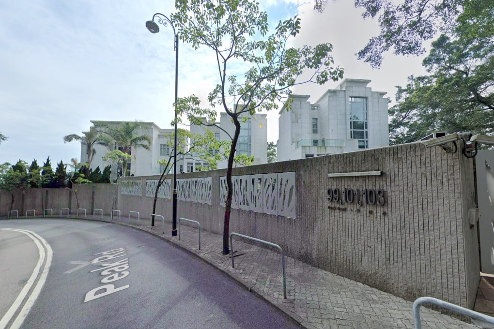 The buyer of 99, 101 and 103 Peak Road paid HK$860 million for the three properties, according to sources. Photo: Google