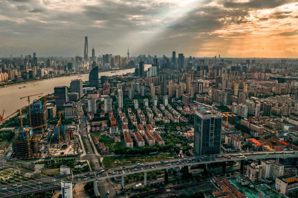An aerial view of Shanghai, where the sales of luxury homes are on the rise. Photo: EPA-EFE