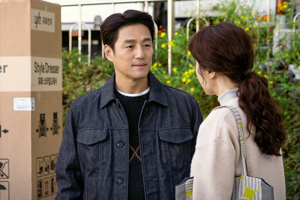 Ji Jin-hee (left) and Kim Ji-soo in a still from Romance in the House, a Korean romantic comedy drama on Netflix.