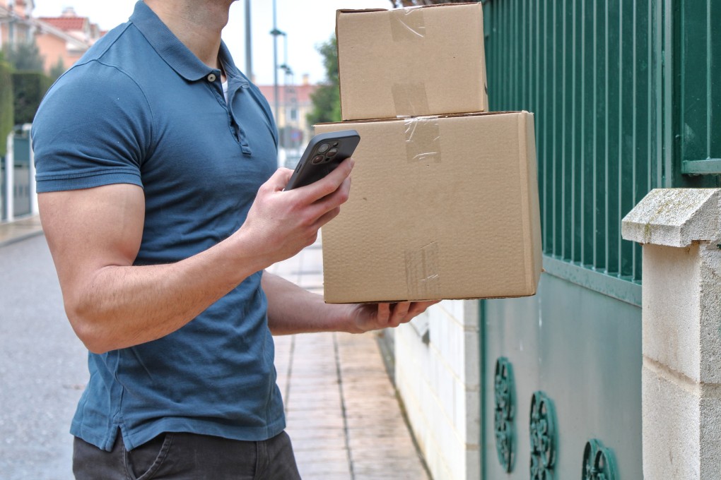 The Ministry of State Security urges Chinese to consider national security when sending and receiving packages. Shutterstock Images