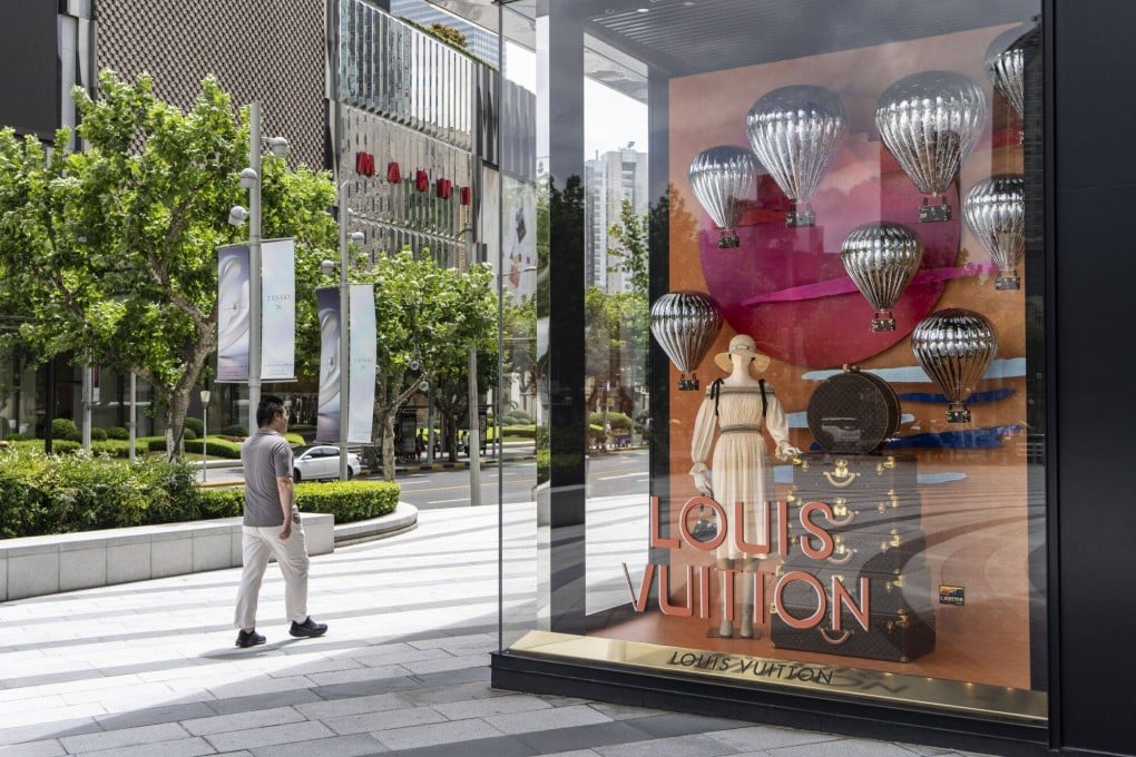 The habits of Chinese consumers have changed significantly, a think tank has argued in a recent report, creating a need for new approaches in policies to spur spending. Photo: Bloomberg