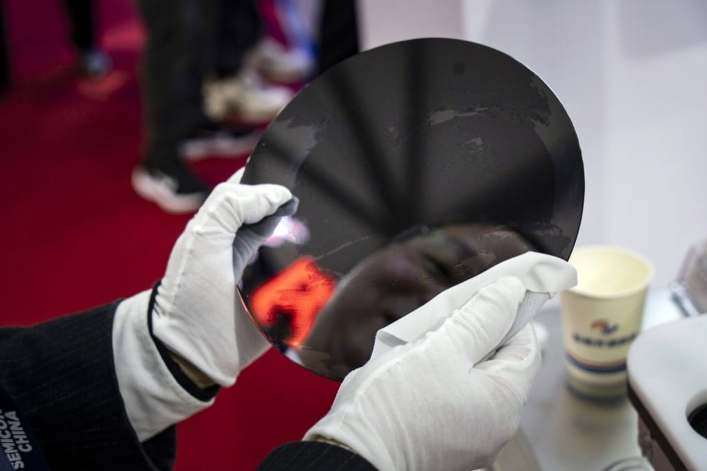 A silicon wafer on display at the SEMICON China expo in Shanghai, March 20, 2024. Photo: Bloomberg