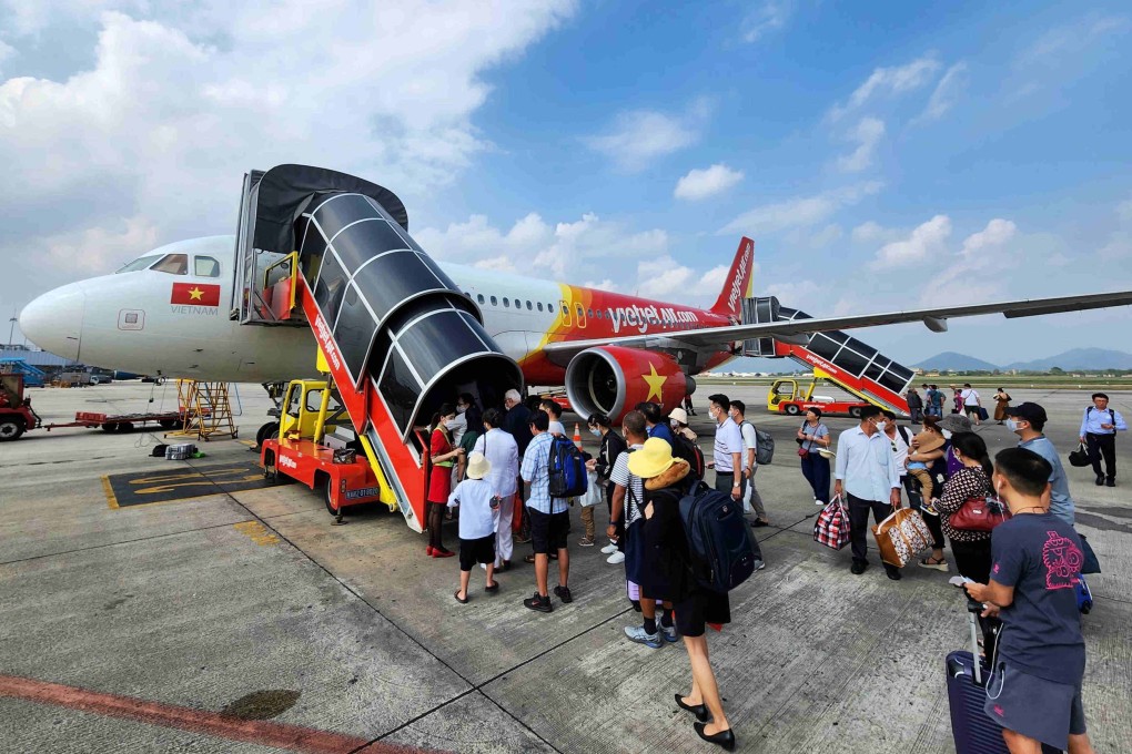 A Vietjet Air. A mainland Chinese visitor allegedly put his credit card inside his backpack before going to sleep on VietJet Air 966, then became a victim of theft, according to a source familiar with the case. Photo: Vietjet Air