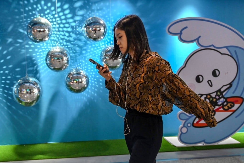 China’s internet population is approaching 1.1 billion. Photo: AFP