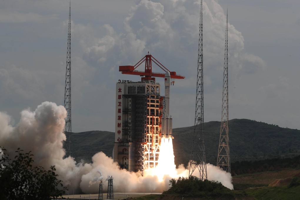 A rocket carrying satellites for China’s Qianfan Constellation blasts off from the Taiyuan Satellite Launch Centre on August 6. Photo: CCTV