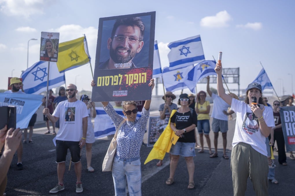 Family, friends and supporters of Israeli hostages taken by Hamas in Gaza take part in a protest, a day after the discovery of the bodies of six hostages in the Gaza Strip. Photo: dpa