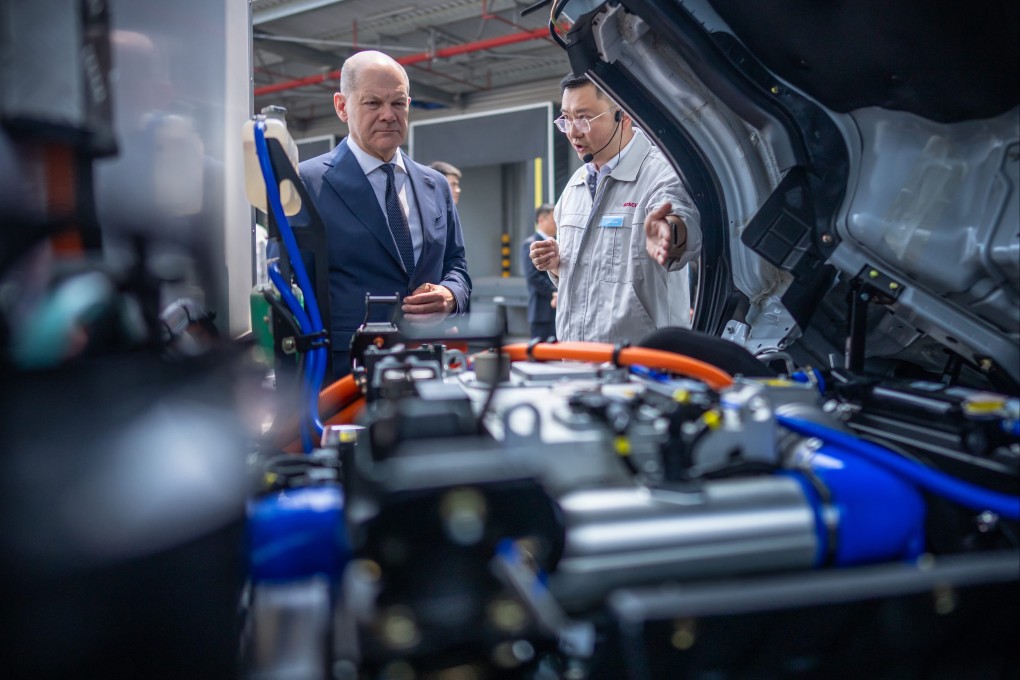 German Chancellor Olaf Scholz visits a Bosch production facility in Chongqing. Photo: dpa