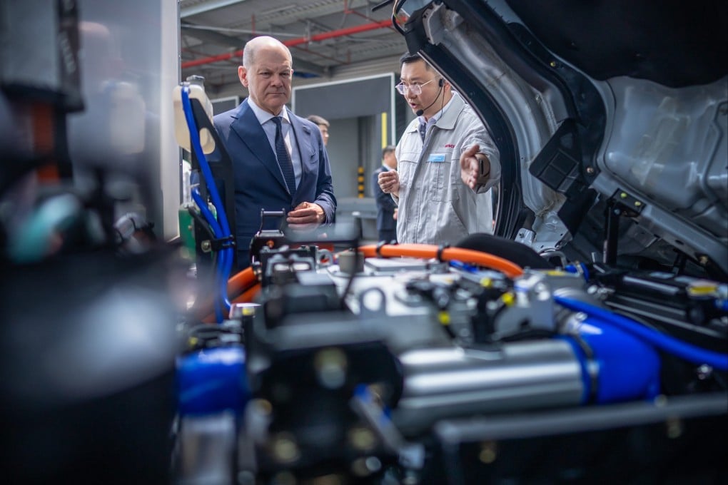 German Chancellor Olaf Scholz visits a Bosch production facility in Chongqing. Photo: dpa