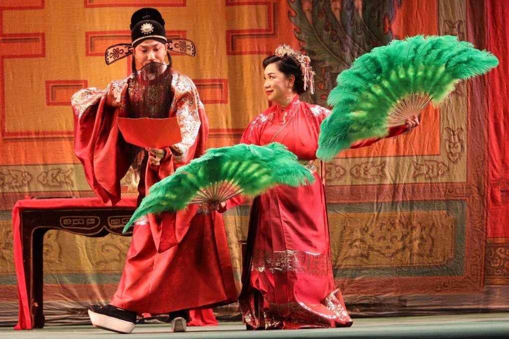 Cantonese opera singer and nurse Iris Kwan (right) performs at the Sunbeam Theatre with her partner. Photo: SCMP