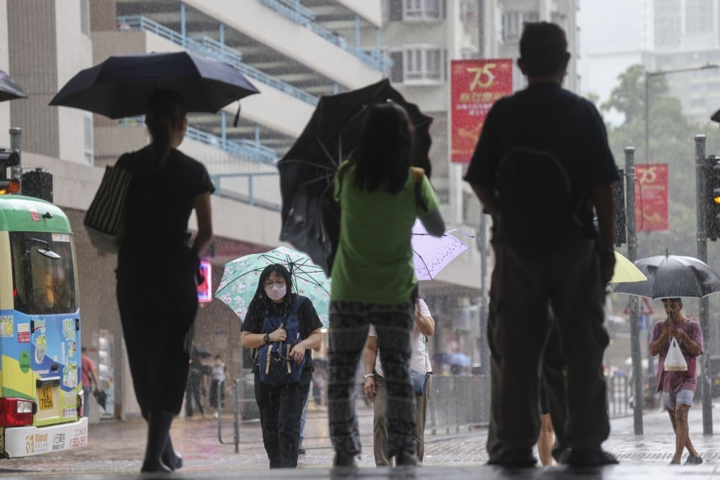 People rush to Tai Wai Station in heavy rain and wind as Typhoon Yagi moves away from Hong Kong. Photo: Jelly Tse