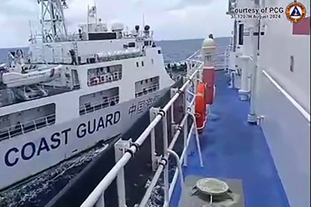 A frame grab from handout video footage shows a Chinese coastguard ship (left) colliding with Philippine Coast Guard ship BRP Teresa Magbanua near the Sabina Shoal in disputed waters of the South China Sea on August 31. Photo: Philippine Coast Guard/AFP