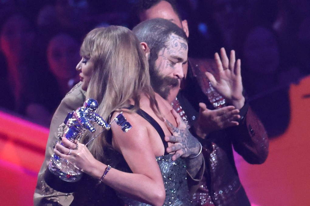 Taylor Swift and Post Malone accept the award for Video of the Year for “Fortnight” during the 2024 MTV Video Music Awards in Elmont, New York. Photo: Reuters