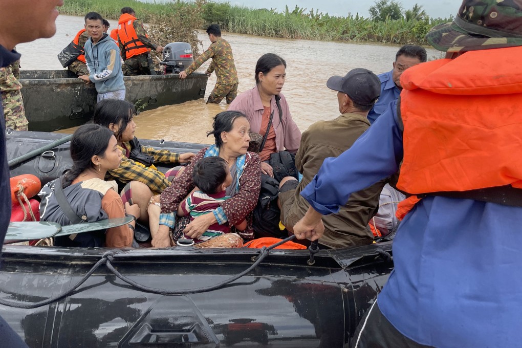 Soldiers help flood victims in Pyinmana, Naypyidaw, Myanmar, following heavy rains which triggered massive flooding. Photo: EPA-EFE