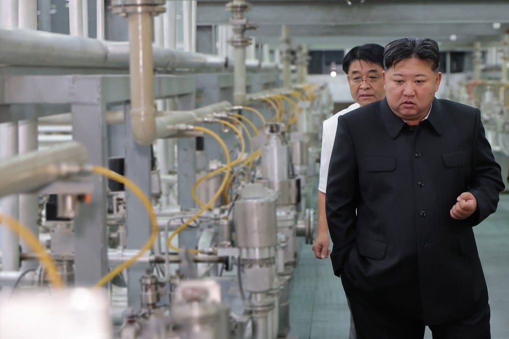 North Korean leader Kim Jong-un inspecting a uranium enrichment facility. Photo: dpa
