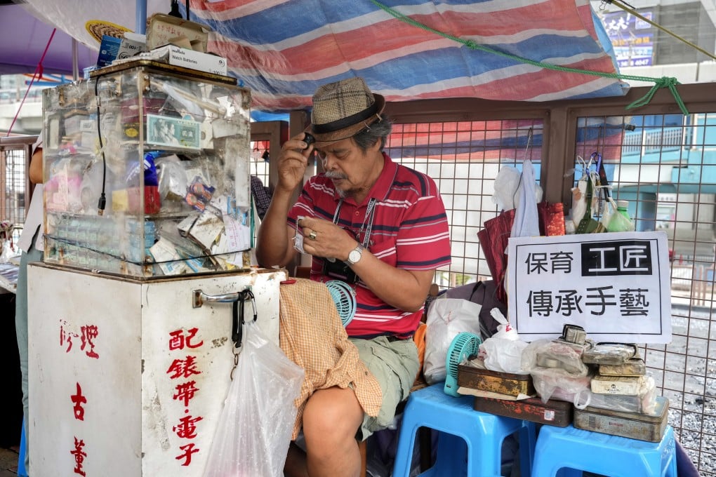 Shir Wing-shing has been fixing people’s watches in Kwun Tong for 20 years. Photo: May Tse
