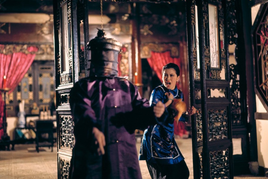 A still from The Flying Guillotine (1975), which spawned a number of films that featured the fictional assassin’s weapon of the same name.