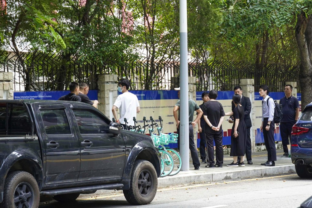 Chinese authorities inspect the scene of a stabbing at the Shenzhen Japanese School on Wednesday. A 10-year-old student attacked by a man died on Thursday. Photo: Kyodo