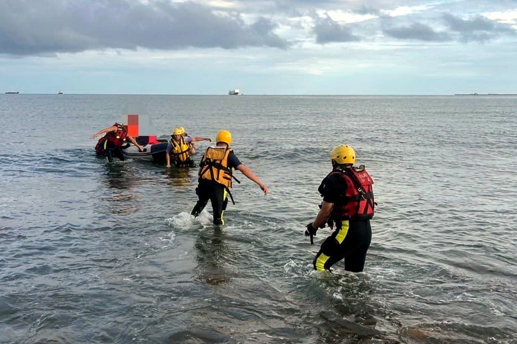 Taiwan’s coastguard says a 30-year-old Chinese man surnamed Wang appeared on the beach in Linkou district, New Taipei City, on a rubber boat on September 14. Photo: CNA