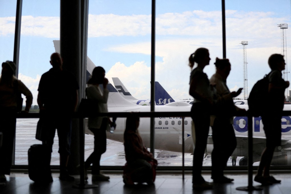 A mouse that crawled out of a passenger’s meal has forced an SAS flight to make an unscheduled landing. Photo: Reuters