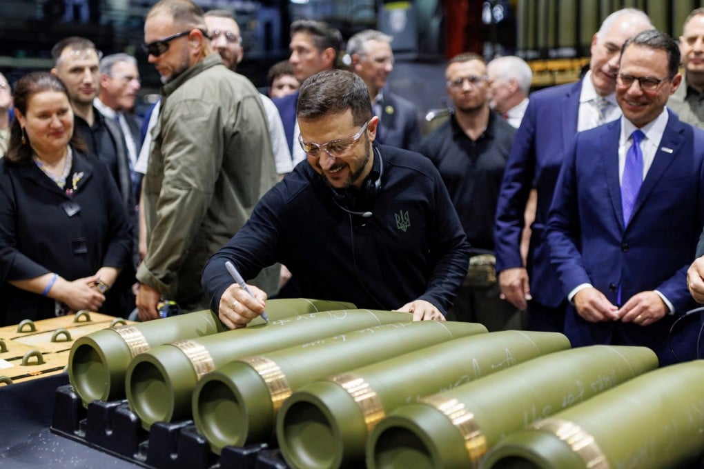Ukraine’s President Volodymyr Zelensky visits the Scranton Army Ammunition Plant in Pennsylvania on Sunday. Photo: Commonwealth Media Services via Reuters