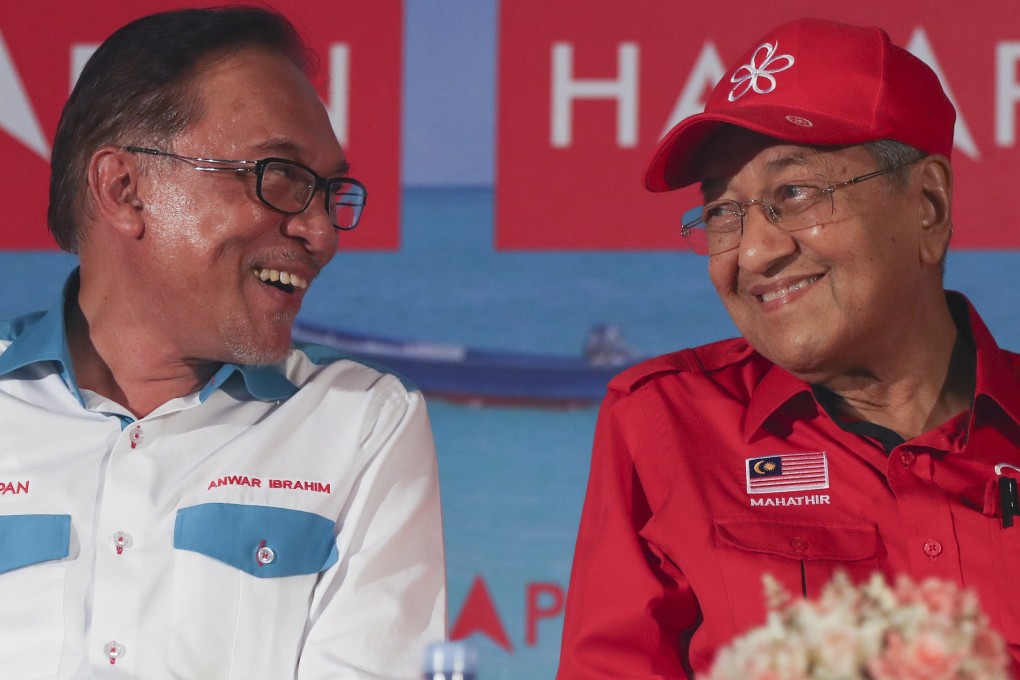 Anwar Ibrahim (left) and Mahathir Mohamad during a campaign event in October 2018. Photo: EPA-EFE