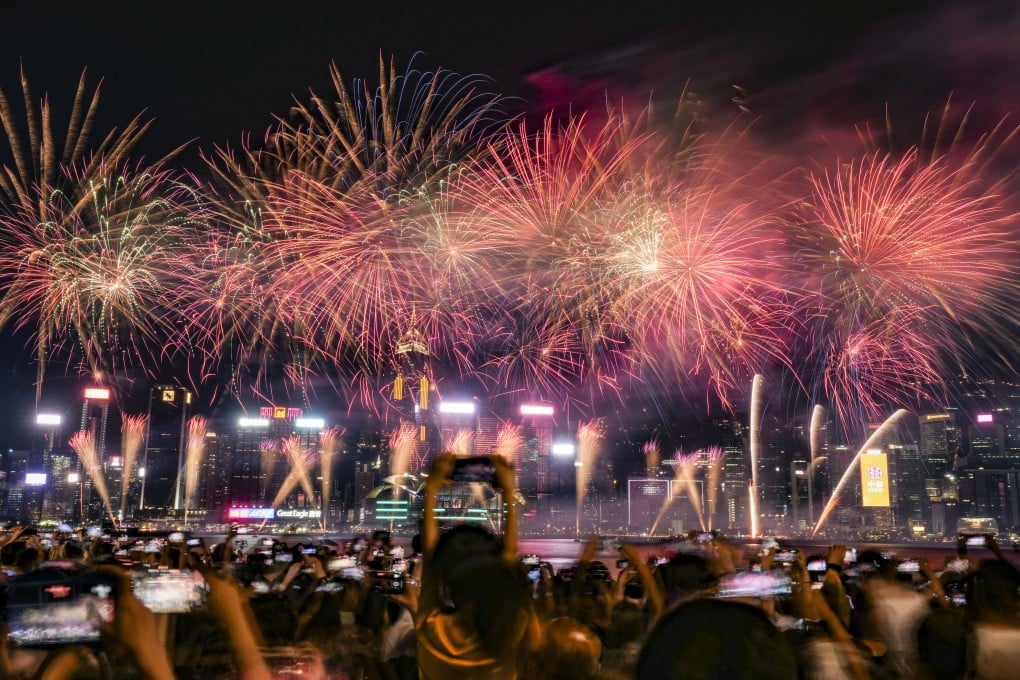 Hongkongers watch last year’s National Day fireworks. Photo: Elson LI