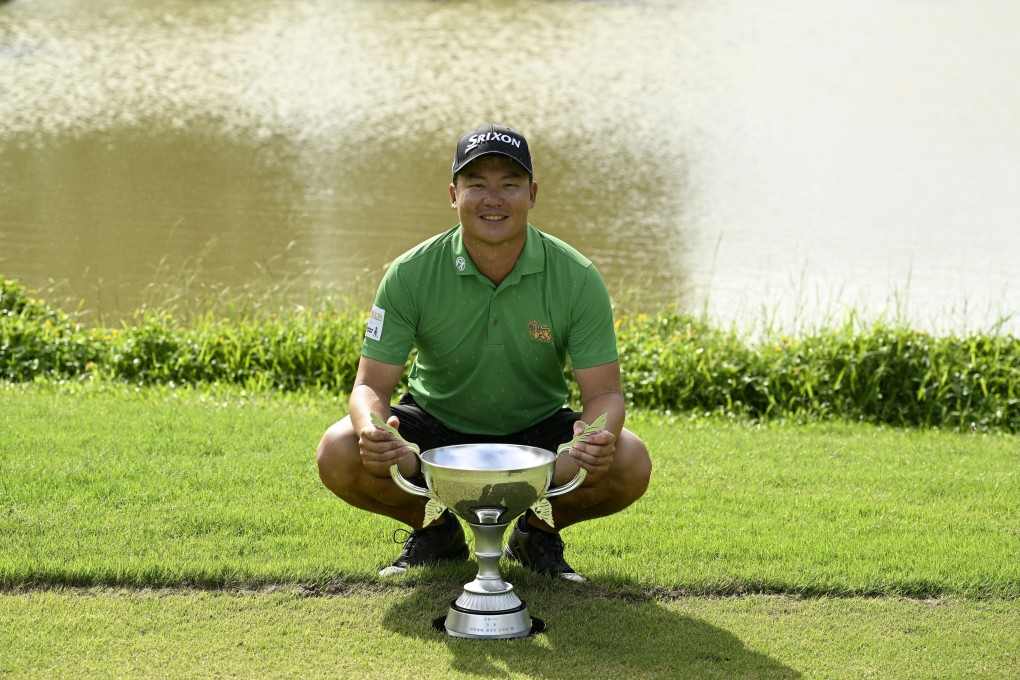 Suteepat Prateeptienchai with the winner’s at the Yeangder TPC, Linkou International Golf and Country Club. Photo: Asian Tour