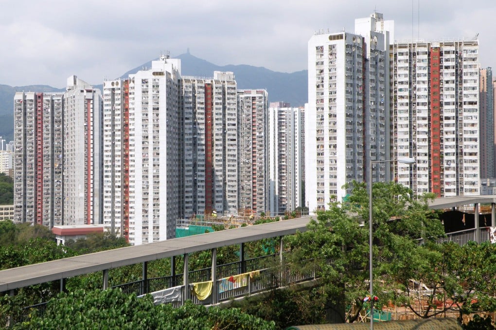 The accident took place at Tsing Yi Estate in Tsing Yi. Photo: SCMP