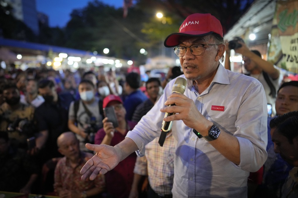 Malaysian Prime Minister Anwar Ibrahim speaking to supporters during an election campaign in Kuala Lumpur, on November 16, 2022. Photo: AP