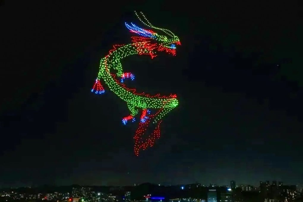Shenzhen celebrated National Day with drone shows in five districts on Tuesday. Photo: Weibo