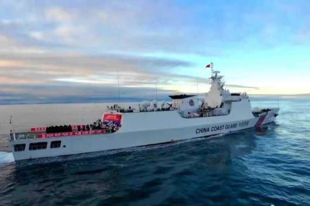 The exercise is the first time Chinese coastguards have patrolled the Arctic.  Photo: Weibo/ 央视军事