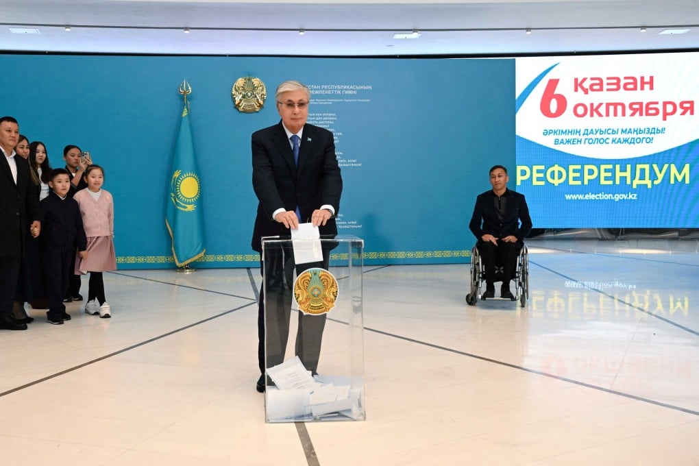 Kazakh President Kassym-Jomart Tokayev casts his vote during a referendum on the construction of a nuclear power plant in Kazakhstan. Photo: Reuters
