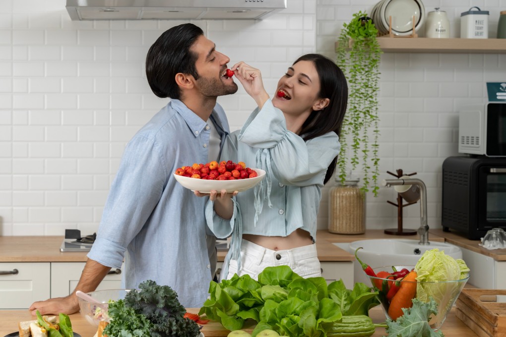 Studies show that eating more fruit and vegetables can help reduce symptoms of depression and anxiety, leading to improved mental health. Photo: Shutterstock