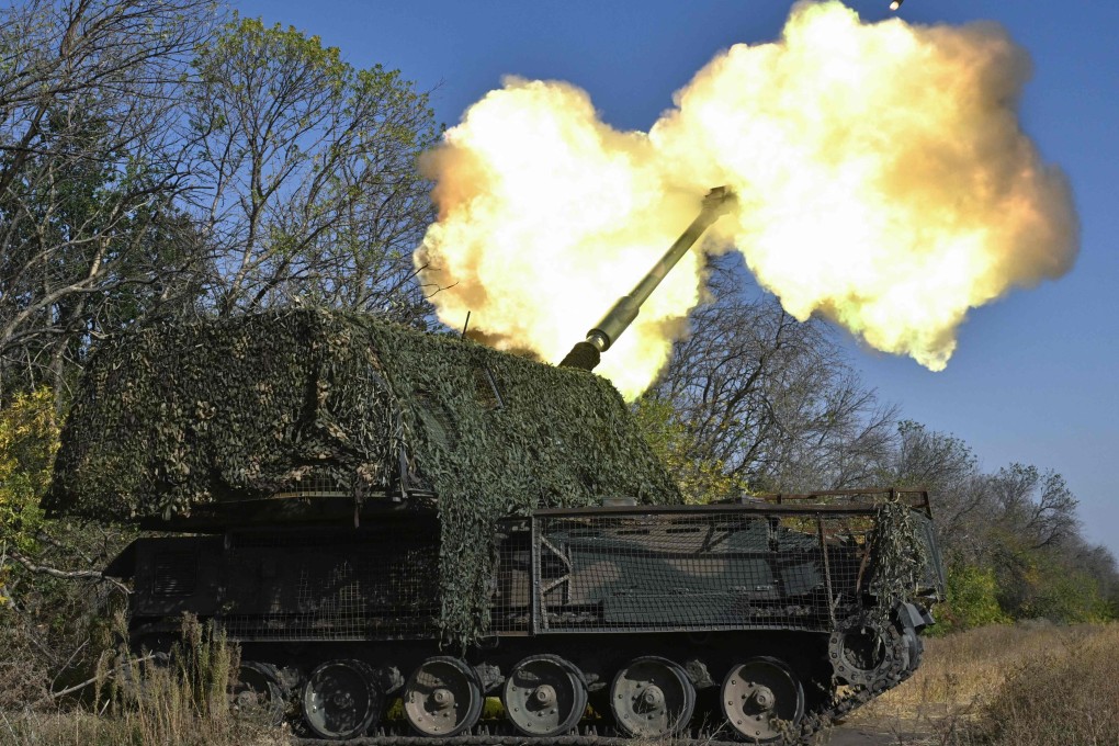 Ukrainian servicemen fire a self-propelled howitzer toward Russian positions near the front line in the Chasiv Yar area in the Donetsk region in September. Photo: AFP