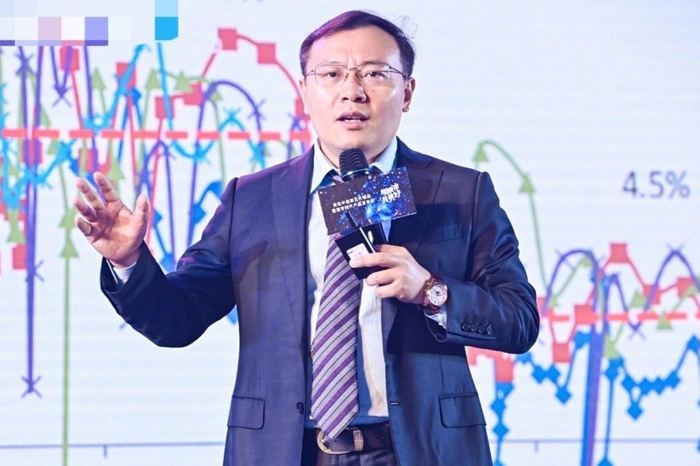Prominent economist Ren Zeping (pictured) said he expects China’s economy to enjoy a prolonged bullish run, while decrying those who are bearish on the national economy and policies. Photo: Weibo