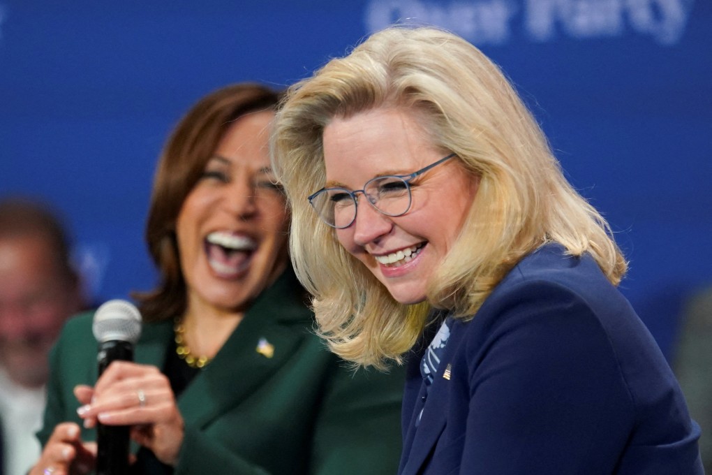 US Vice-President Kamala Harris in Pennsylvania alongside Liz Cheney - a prominent Republican. Photo: Reuters