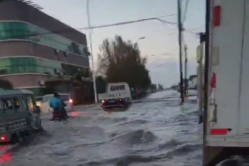 Experts say several highly unusual factors contributed to Monday evening’s tidal event in eastern China. Photo: SCMP